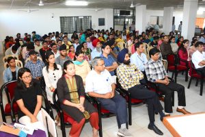 Staff, Students and Participants attending SRSMT Test Prize Ceremony